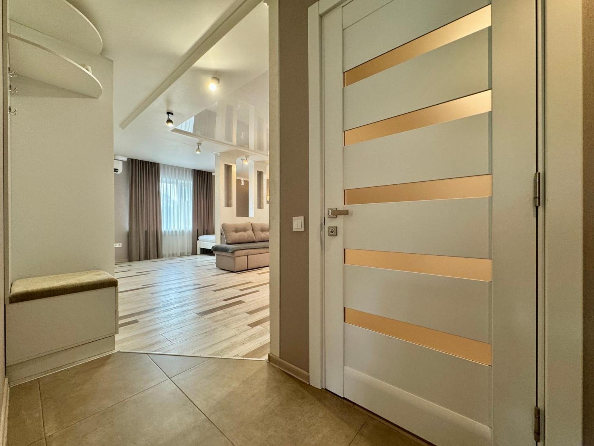 Apartpoltava Розкішна Студія З Кутовою Ванною, 1-Й Будинок Біля Корпусного Парку, Панорамний Балкон ภายนอก รูปภาพ